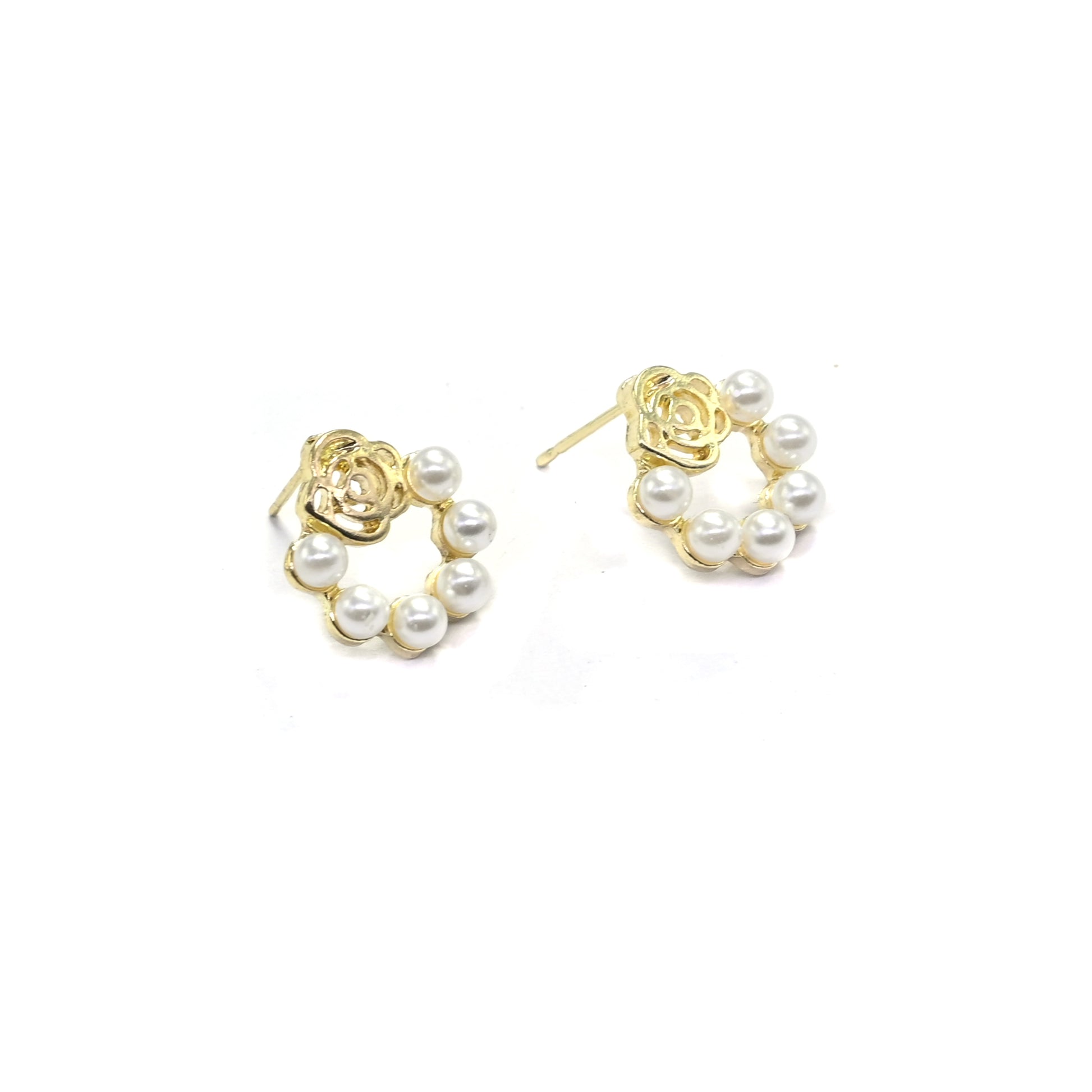 Daisy Kiss Stud Earrings