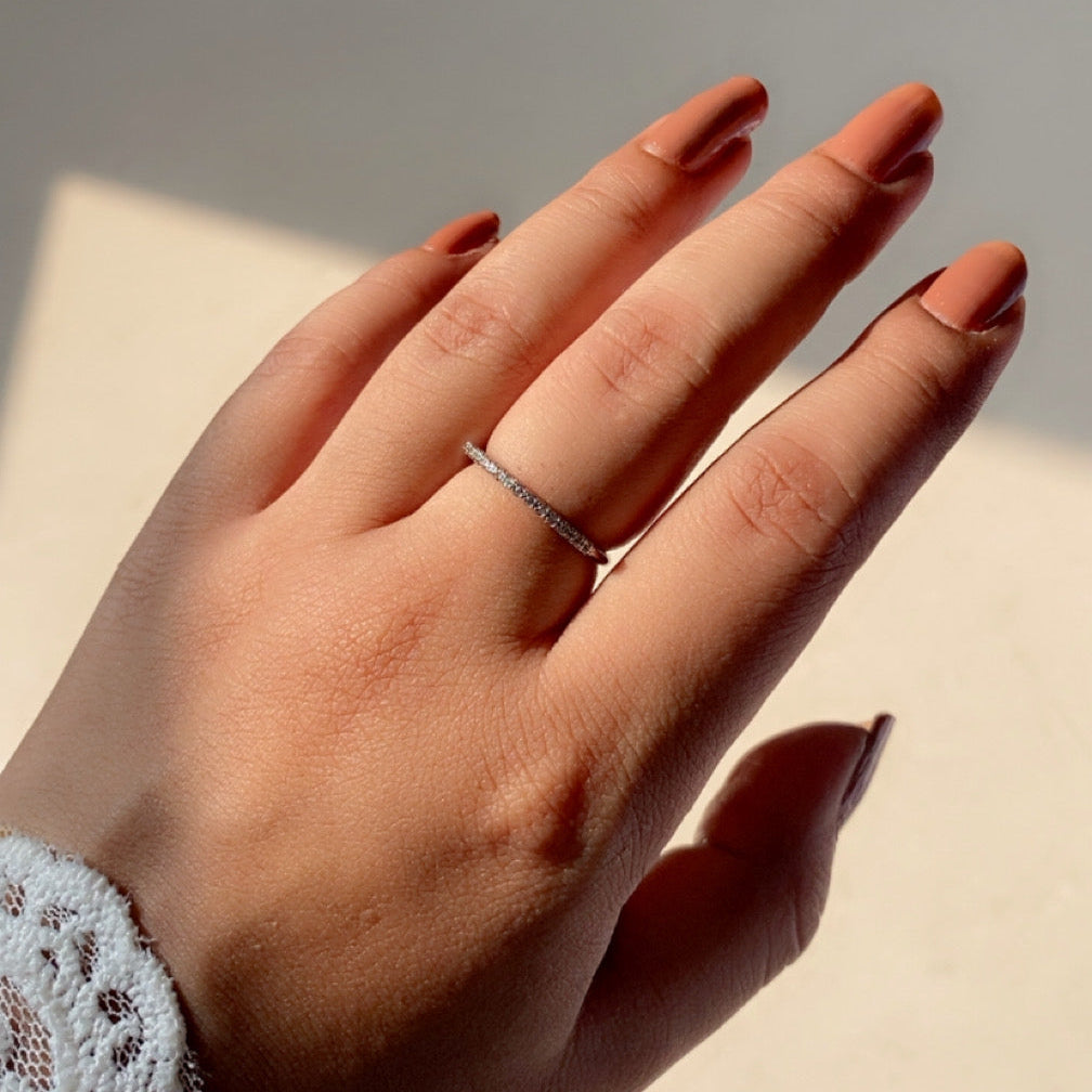 Dainty Dots Ring