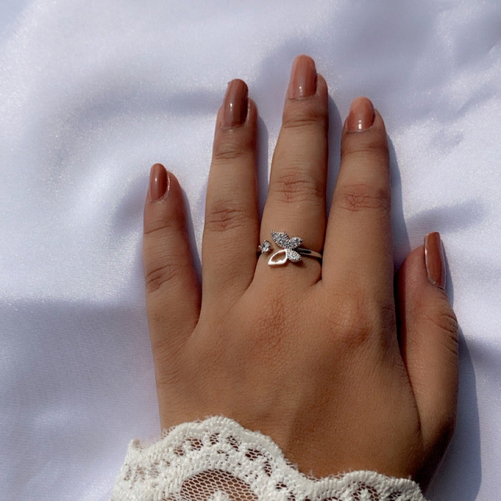 Twinkle Fly Ring